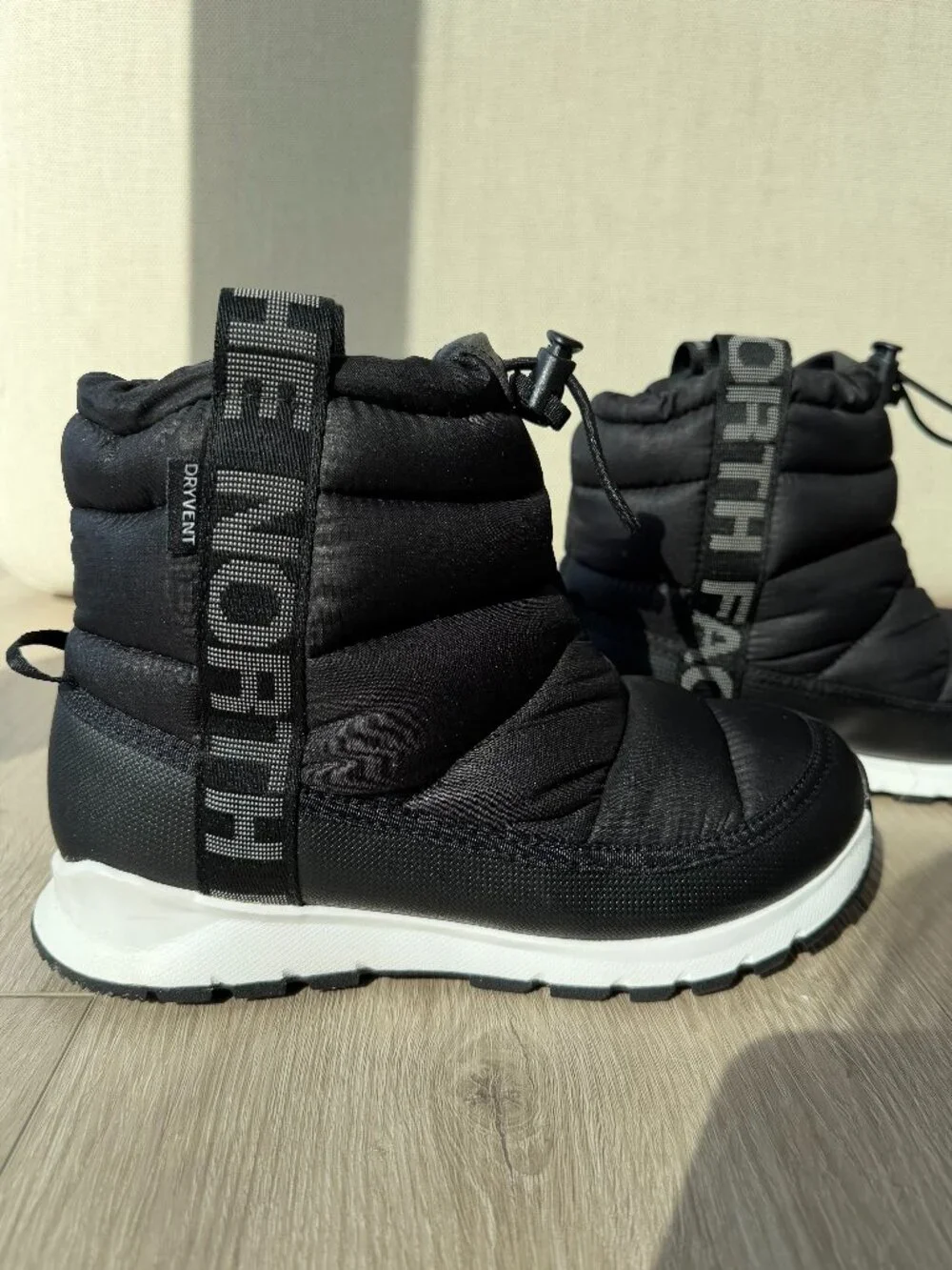 THE NORTH FACE Kids' Thermoball Pull-on Wp Boot | Insulated & Waterproof, Bungee